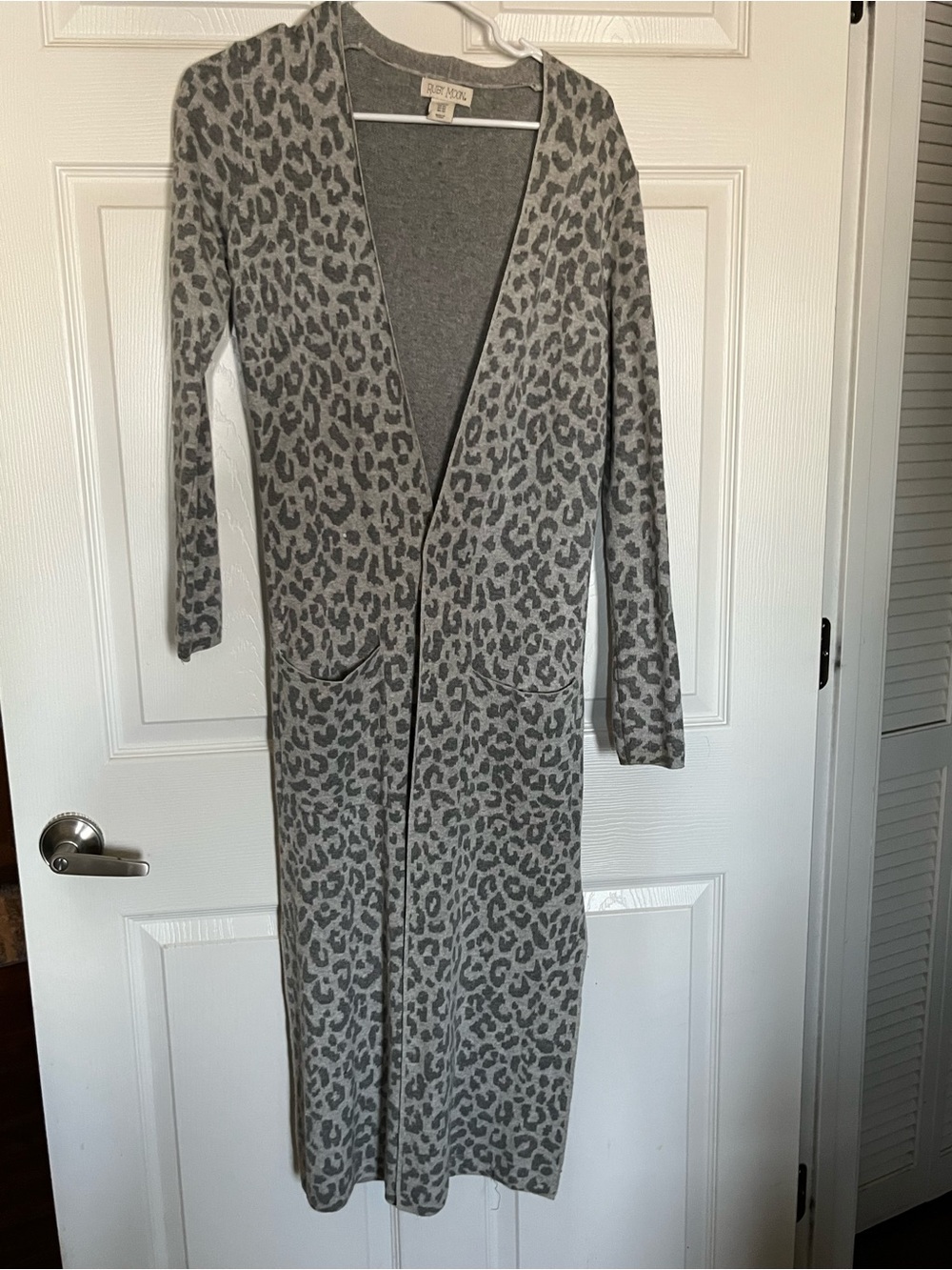 ruby moon Grey Leopard-Print Long Open Cardigan